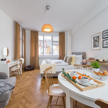 Empirent Petrin Park Apartments Prague Exterior photo