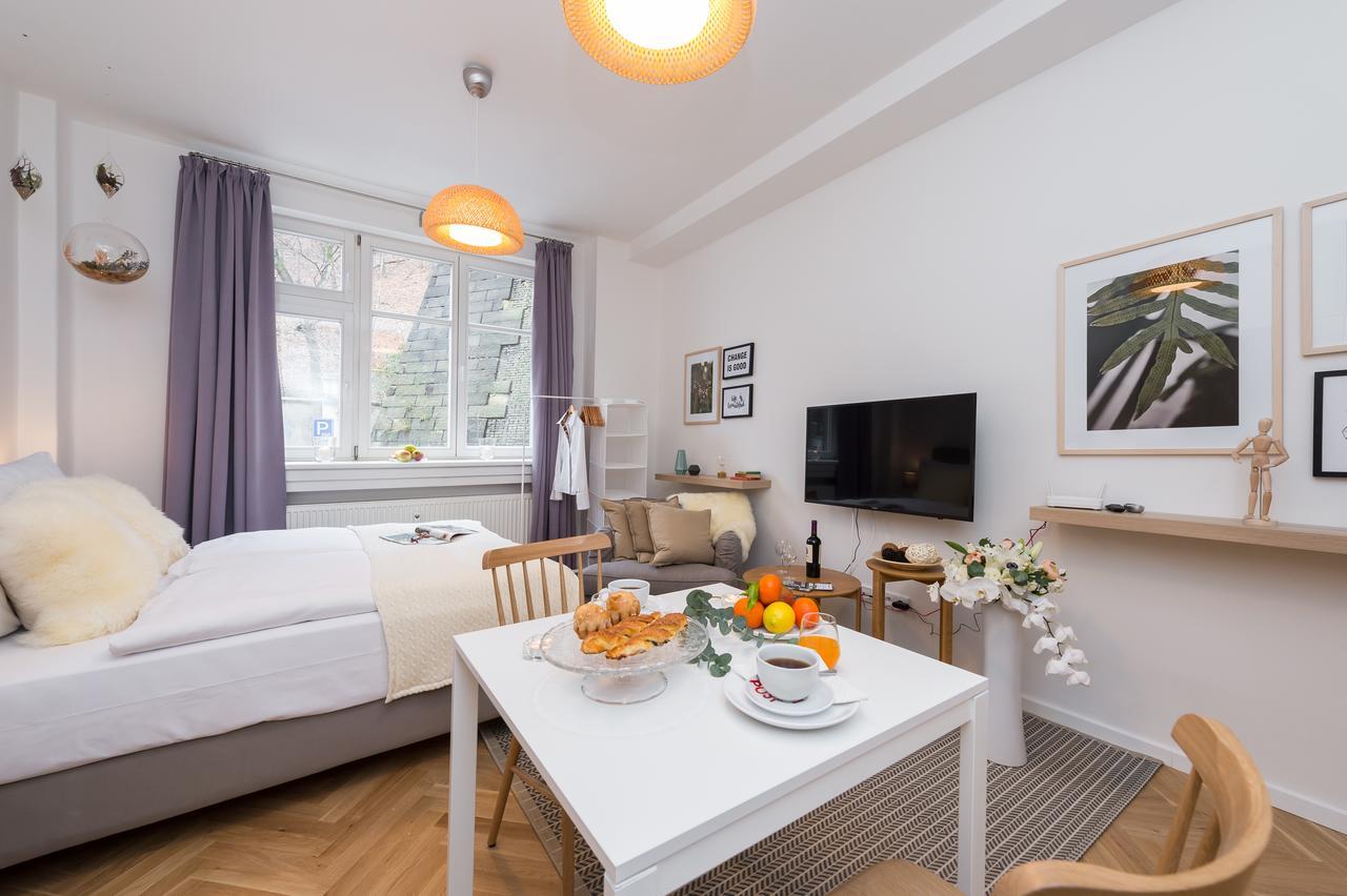 Empirent Petrin Park Apartments Prague Exterior photo