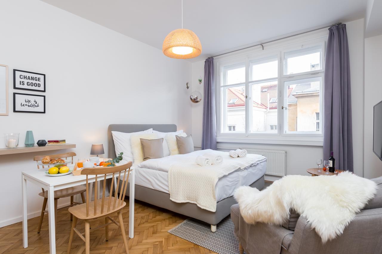 Empirent Petrin Park Apartments Prague Exterior photo